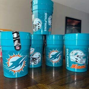 NWT Miami Dolphins NFL Team 10 Cups Set(25 Oz each)